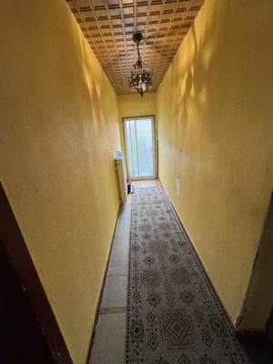 Renovierungsbedürftige 4-Zimmer Wohnung mit Balkon in Zierenberg