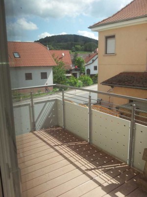 Ansprechende 2-Zimmer-Wohnung mit gehobener Innenausstattung mit Einbauküche in Groß-Umstadt