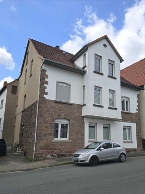 Attraktives Zweifamilienhaus in zentraler Lage