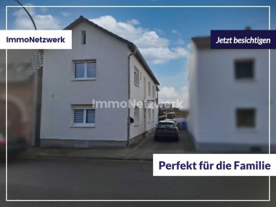 Modernes Einfamilienhaus in Miesau - mit sonniger Terrasse und Garten
