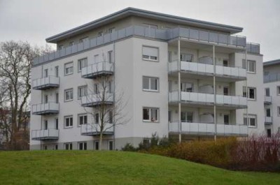 3-Zimmer-Wohnung mit 2 Balkonen, Garage und PKW-Stellplatz