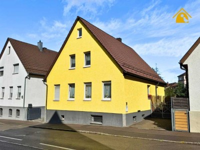 Kernsaniertes Juwel mit historischem Charme und idyllischer Garten-Oase