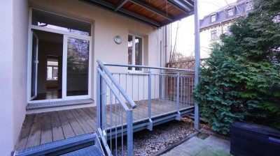 2-Zimmer-Wohnung mit Südbalkon und eigener Terrasse in Nähe der Karl-Heine-Straße