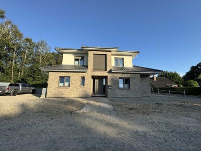 Hochwertig ausgestattetes, möbliertes 4-Zimmer-Einfamilienhaus mit moderner Einbauküche in Verden