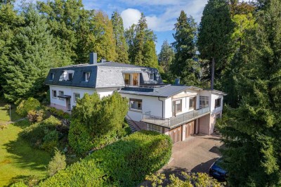 Villa mit Weitblick in Baden-Baden - Ein Haus voller Möglichkeiten!