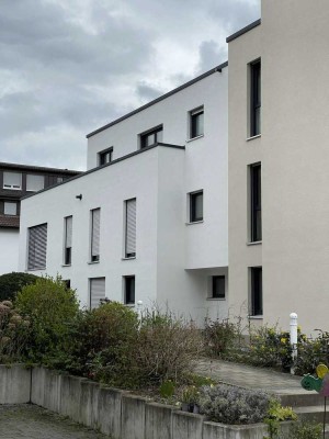 3 Zimmer Penthouse-Wohnung mit großer sonniger Terrasse und tollem Blick in zentraler Lage