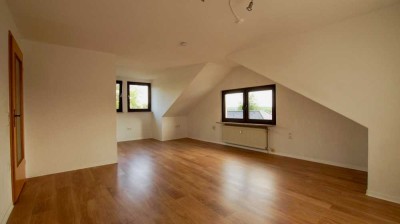 ***KAUFPREISREDUZIERUNG*** Top Rendite! Schöne Dachgeschosswohnung in Buxtehude