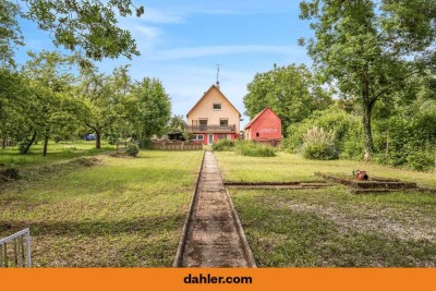 Einfamilienhaus mit außergewöhnlichem Grundstück