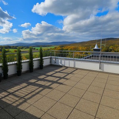 ***RESERVIERT- Penthouse mit einzigartigem Panoramablick, Dachterrasse, Garage & barrierefrei***