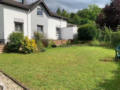 Attraktive und modernisierte 2-Zimmer-Wohnung mit Balkon in Boppard