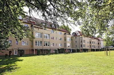 Schicke 1-Zimmer-Wohnung mit separater Wohnküche (Einbauküche zur Übernahme)