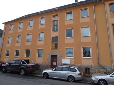 Neu renovierte 1-Raum-Wohnung mit sep. Küche und Bad.