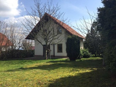 Nähe Arnstadt- gepflegtes EFH mit traumhaften Garten in TOP Lage, direkt vom Eigentümer zu vermieten