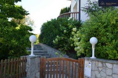 Sonniges Einfamilienhaus mit Garten
