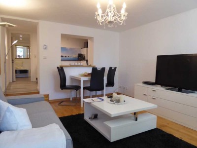 Erstbezug!!  Möbliertes, modernes und gut ausgestattetes Apartment im Souterrain, Uni-Nähe