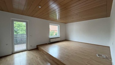 MODERNE 3-ZIMMER-WOHNUNG MIT GROßEM BALKON