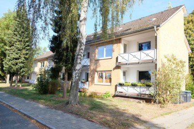 Familie gesucht für schöne 4-Zimmer-Wohnung mit Balkon!