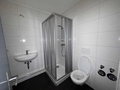 Helle und freundliche Wohnung mit Balkon in Stadtnähe.