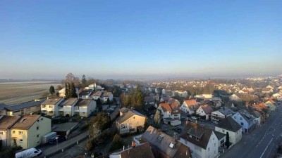 Herrliche Aussicht über Heilbronn: 2 Zimmer, Einbauküche, Bad und Gäste-WC