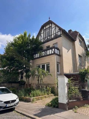 HENSCHEL IMMOBILIEN - SIE WOLLEN VILLA IN BESTLAGE IN HANNOVER KLEEFELD
