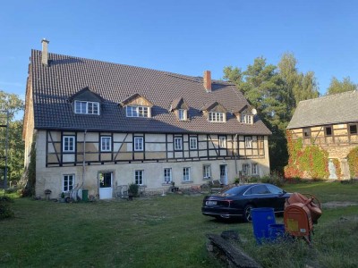 Vierseitenhof mit großem Grundstück (Denkmal) 2 km von AST Berbersdorf der A4