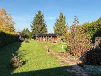 Ranch-Ambiente & moderne Ausstattung: Einfamilienhaus mit großem Grundstück