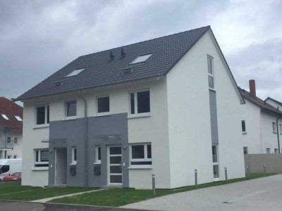 Familienfreundliches Reihenendhaus in Rastatt zu vermieten!