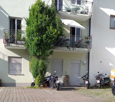 Helle 3-Zimmer Wohnung mit Balkon in Neubiberg
