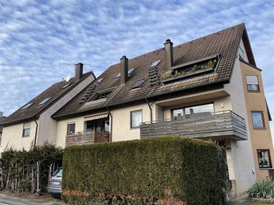 Wohnen auf zwei Etagen - geräumige 4 Zimmer-Wohnung mit Garage!