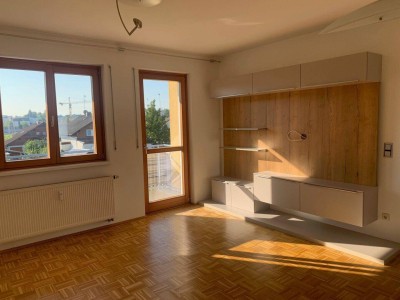 Lichtdurchflutete 3-Zimmer Wohnung mit Loggia und Tiefgaragenabstellplatz