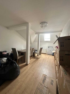 Einziehen und wohlfühlen 2,5-Zimmer Wohnung im Herzen von Frankfurt-Höchst