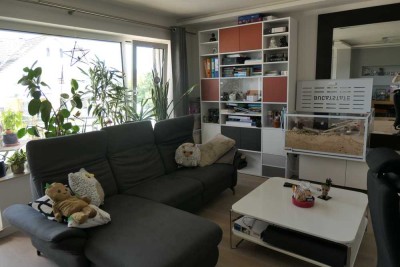 Moderne kernsanierte Eigentumswohnung mit Einbauküche, Balkon und Garage