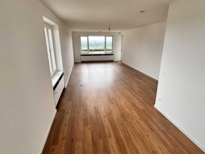 Großzügige 3 Zimmer Wohnung - nur 200m bis zum Rhein!