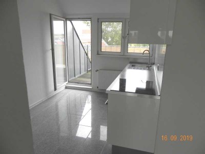 Exklusive 2-Zimmer-Wohnung mit gehobener Innenausstattung mit Einbauküche in Berlin Charlottenburg