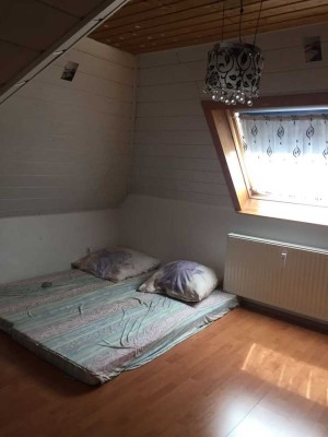 Charmante 3-Zimmer-Dachgeschosswohnung in Birkenfeld – Kapitalanlage