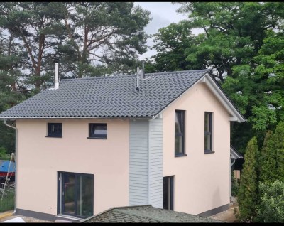 Neues Einfamilienhaus(2024) mit gehobener Innenausstattung und EBK in Gosen-Neu Zittau