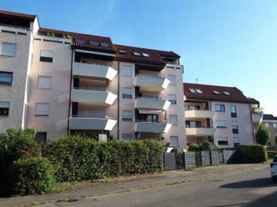 Gemütliche Dachgeschosswohnung mit Aufzug + Hausmeister