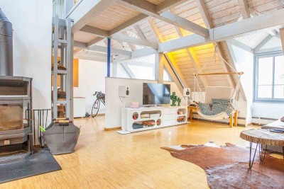City meets Century - Großzügige Maisonettewohnung im Herzen der Altstadt