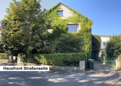 Klein-Karben: freihstehendes 6-Zi-Haus mit neuer Heizung (2020) und eingewachsenem Garten