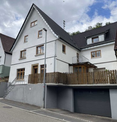 Stilvoll modernisiertes Zuhause mit Tradition – Einfamilienhaus in Bieringen zu verkaufen
