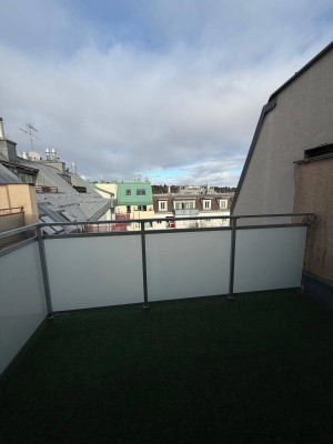 Erstbezug: Moderne 1-Zimmer Dachgeschosswohnung mit Terrasse