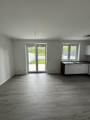 ++ 4- Zimmer Maisonette Wohnung mit Terrasse ++