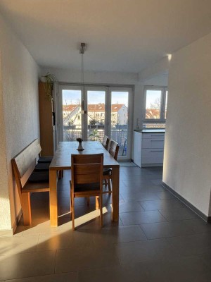 5-Zimmer Maisonette-Wohnung mit Balkon in Stuttgart-Weilimdorf