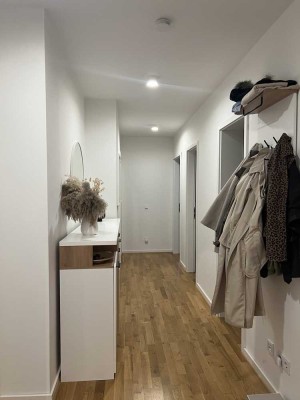 Neuwertige 3-Raum-Terrassenwohnung mit Einbauküche in Dresden