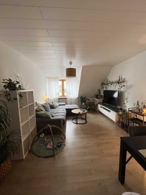 Renovierte 3,5-Zi. mit Dachterrasse - 85 m² - verfügbar ab 01.01.2026