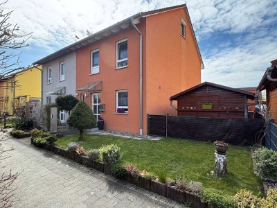 Sofort Einziehen ! Top-Doppelhaushälfte mit 5 Zimmern, Werkstatt und Doppelcarport in Toplage