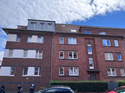 Marli, sanierte 2 1/2 Zimmer Erdgeschoss-Wohnung mit Duschbad und Einbauküche