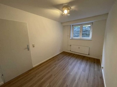 Frisch renovierter Hobbyraum/Büro mit WC in Dreieich-Offenthal