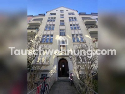 Tauschwohnung: 2,5-Zimmer-Wohnung mit Balkon im Tausch für kleinere Wohnung