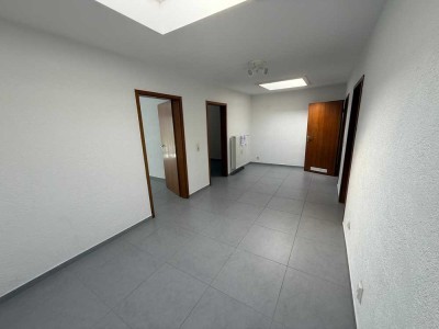 Großzügige, helle 2-Zimmer-Wohnung in bester Lage